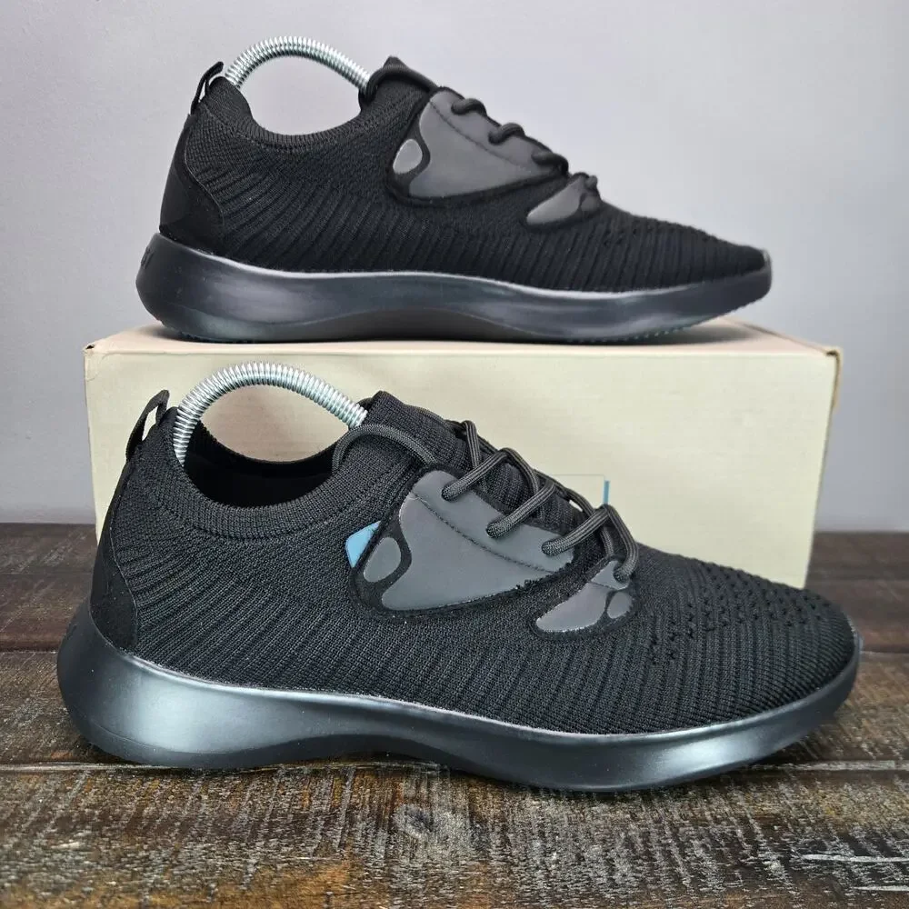 NEW Vessi Everyday Move Sneaker Womens Size 9 Waterproof Shoes Onyx Black Black